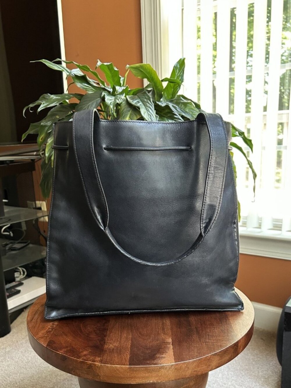 GUCCI Calfskin Leather Tote Bag, Shoulder Bag, Black - Picture 4 of 12